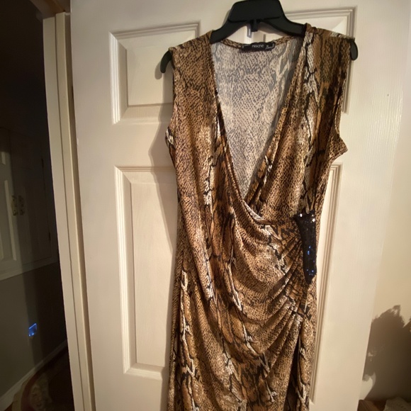 Kische Bodycon Dress NWOT - Picture 1 of 11